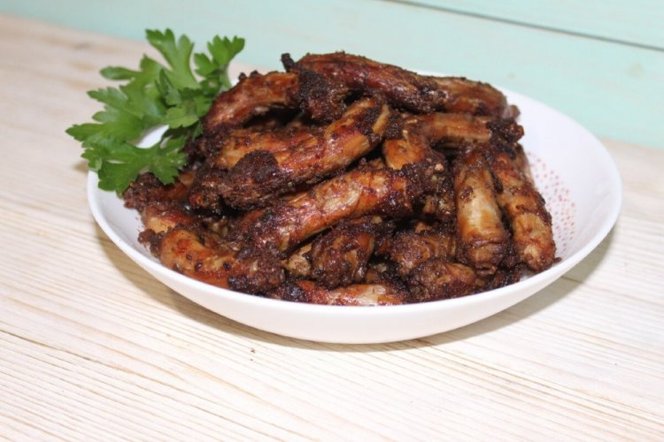 Пикантные куриные шейки к пиву