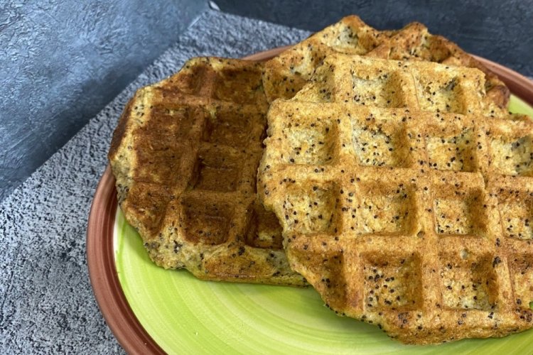 Творожные вафли с нутовой мукой и отрубями
