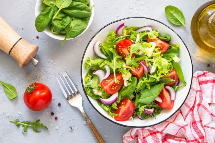 15 отличных cалатов, которые можно подать к рыбе