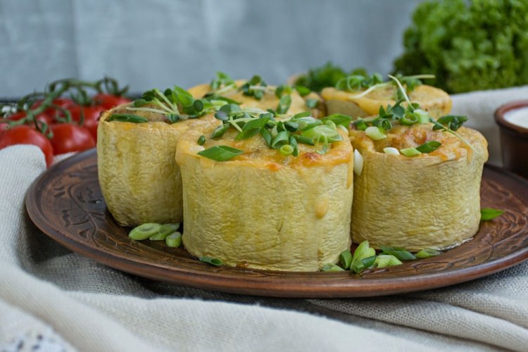 Фаршированные кабачки в аэрогриле