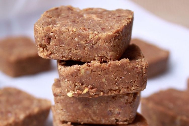 Протеиновые батончики с йогуртом и кокосовой мукой