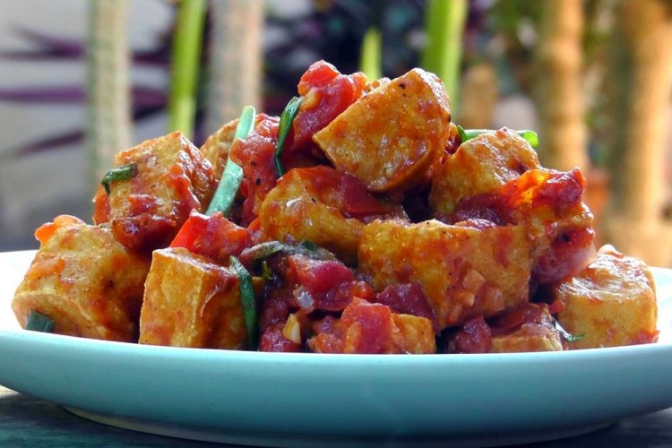 Жареный тофу в томате