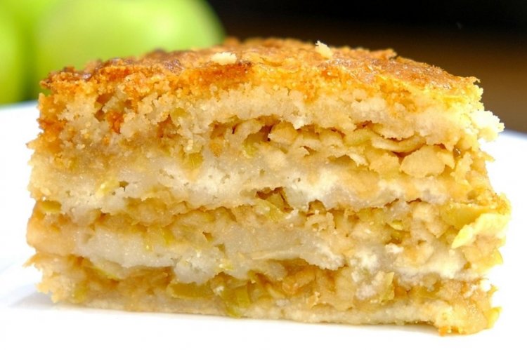 Насыпной пирог с яблоками