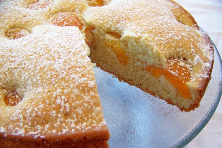 Манник с персиками на молоке