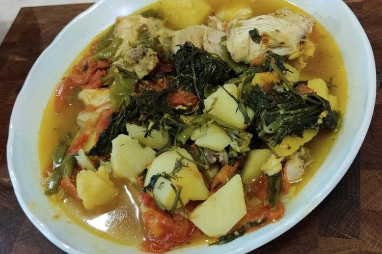 Курица с овощами в афганском казане