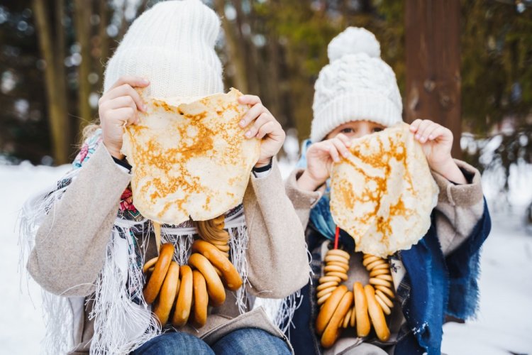 Красивые и душевные поздравления с Масленицей