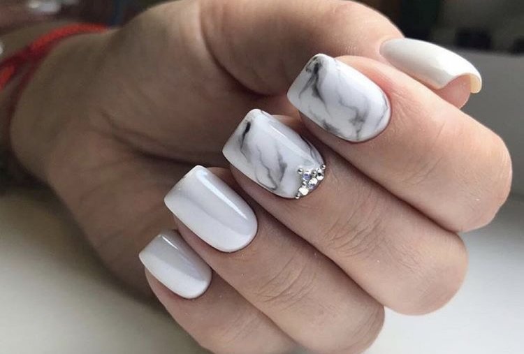 Мраморный дизайн ногтей