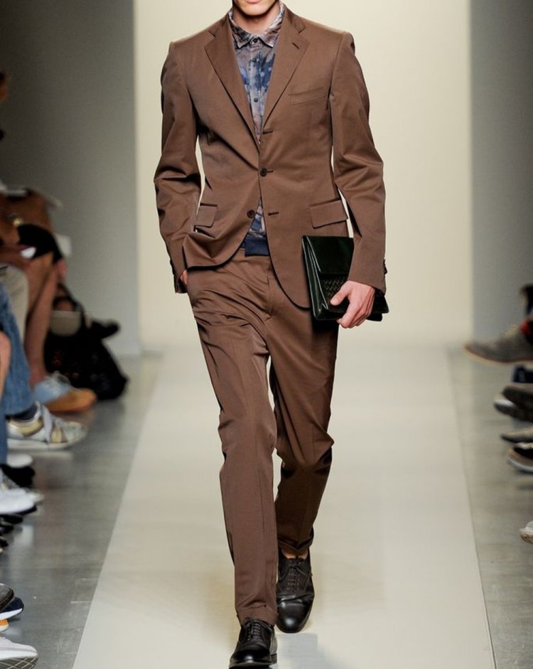 Приталенные силуэты