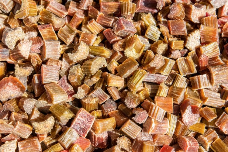 Цукаты из ревеня в сиропе