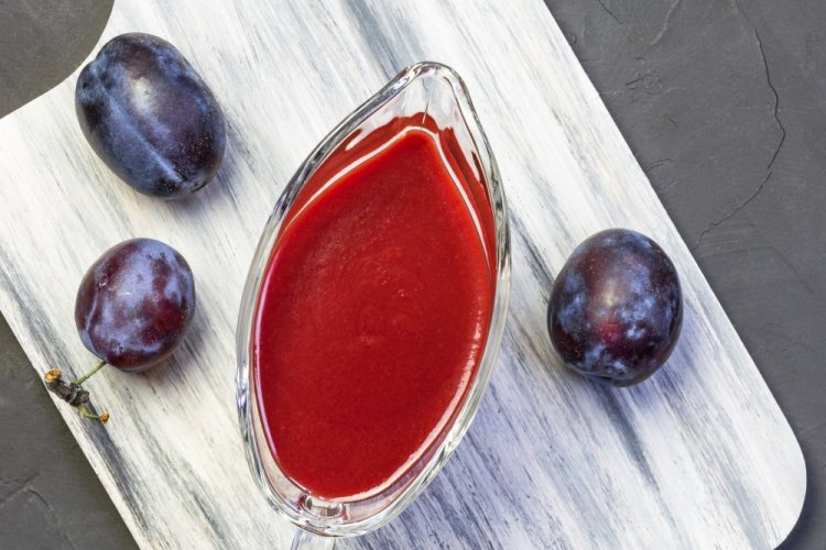 Сацебели со сливами на зиму