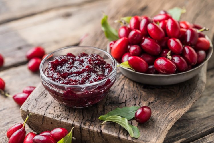Классическое варенье из кизила