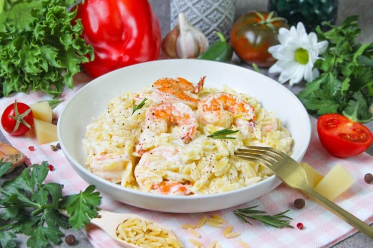 Паста орзо с креветками