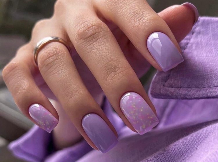Лавандовый маникюр
