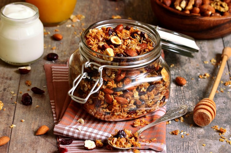12 легких рецептов, как приготовить домашнюю гранолу