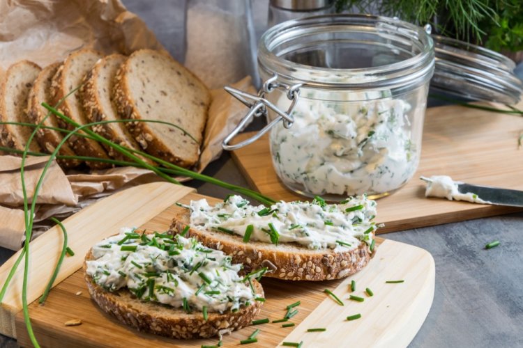 Творожная паста с зеленью