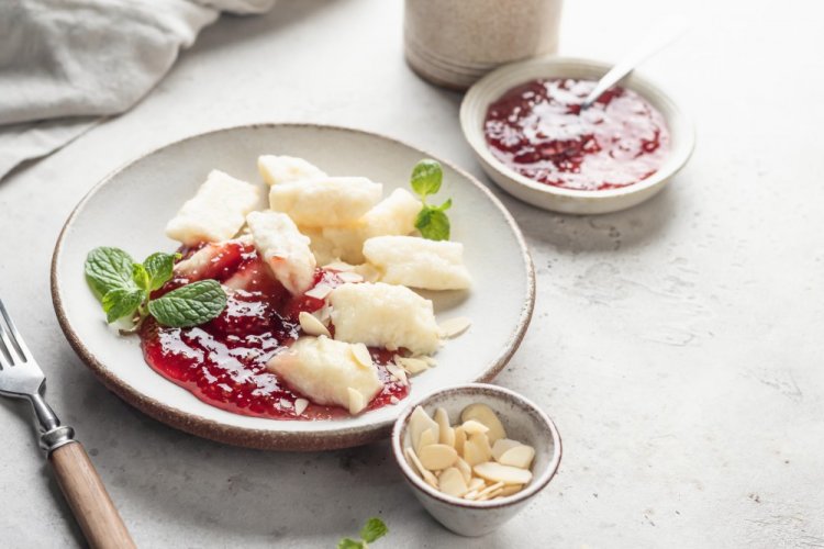 Ленивые вареники с бананом