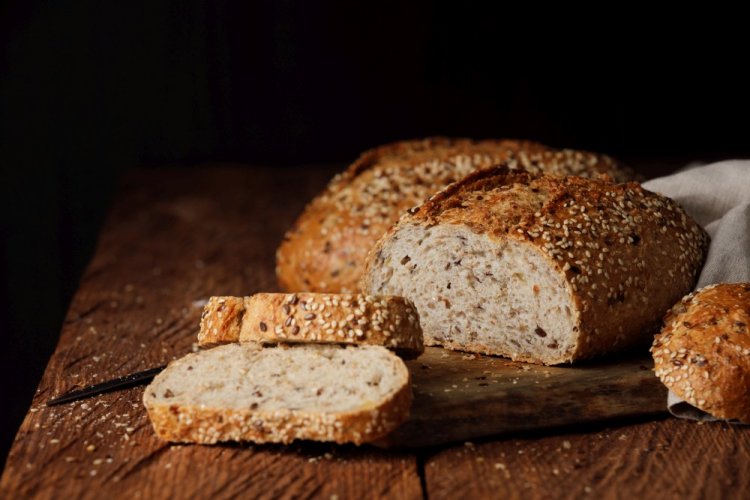 Дрожжевой хлеб из цельнозерновой муки на воде