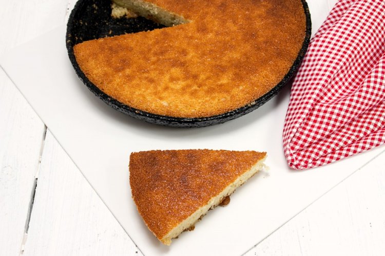 Манник с вареньем на скорую руку