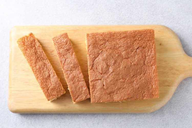 Пирог с вареньем на молоке