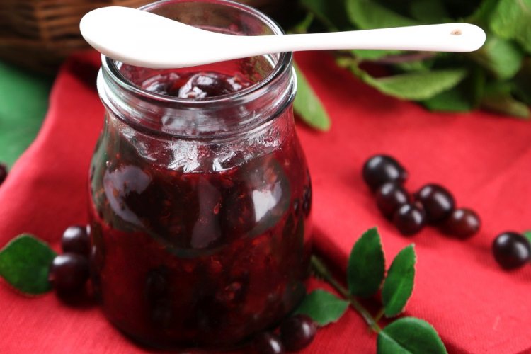 Варенье из черного крыжовника с лимоном и апельсином без варки