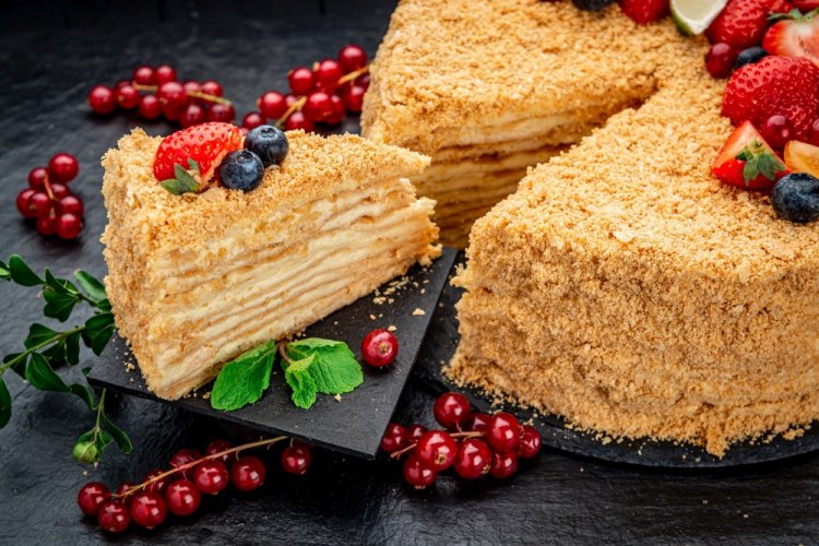 Торт «Наполеон» из слоеного теста