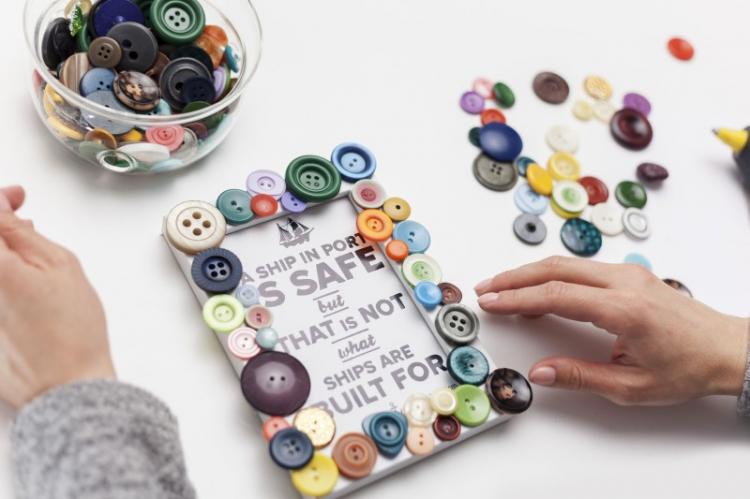 Как сделать фоторамку своими руками: 14 интересных идей