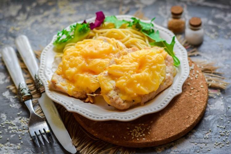 Горячие блюда на праздничный стол: 20 вкусных и недорогих рецептов