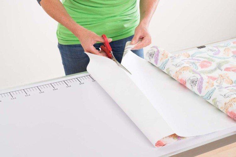 Как правильно нарезать лоскуты обоев - Как клеить флизелиновые обои