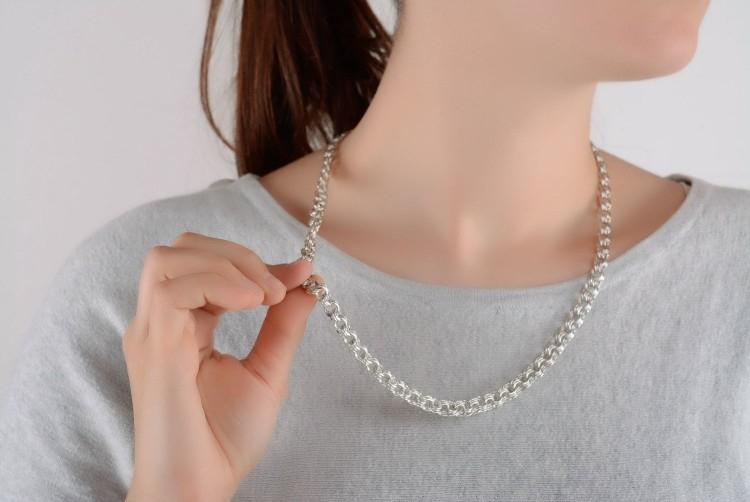Как почистить серебряную цепочку в домашних условиях: 10 эффективных способов