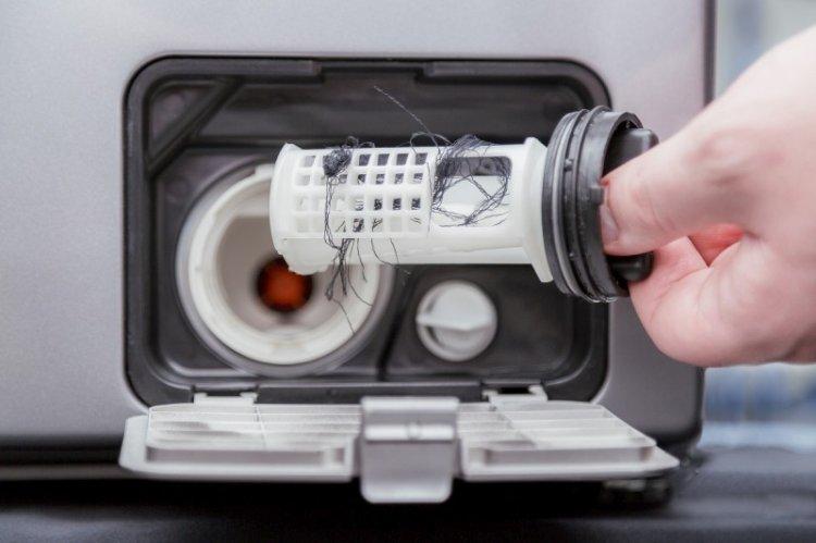 Как почистить сливной фильтр в стиральной машине