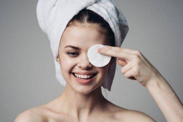 Сливки - Как убрать мешки под глазами в домашних условиях