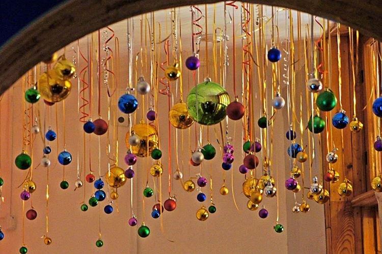 Как украсить комнату на Новый год - фото и идеи