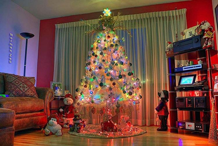 Как украсить квартиру на Новый год - фото и идеи