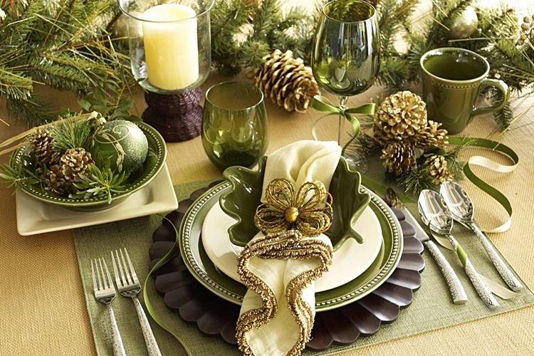 Как украсить стол на Новый год 2021 - фото и идеи