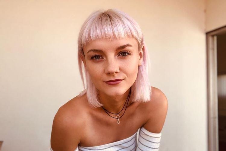 Каре с короткой челкой