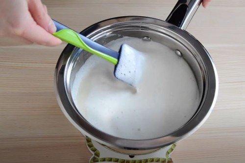 Классический медовик с двумя видами крема - пошаговый рецепт