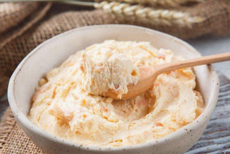 Крем молочно-масляный с курагой для бисквитного торта - рецепты