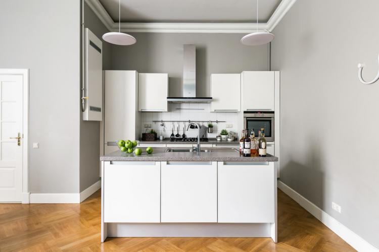 Кухни с островом - фото реальных интерьеров