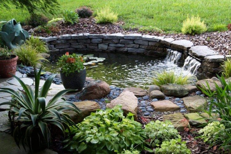 Водоемы и фонтаны - Ландшафтный дизайн дачного участка фото