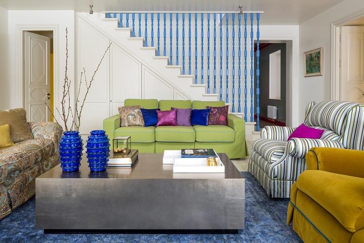 Лестница на второй этаж - фото реальных интерьеров