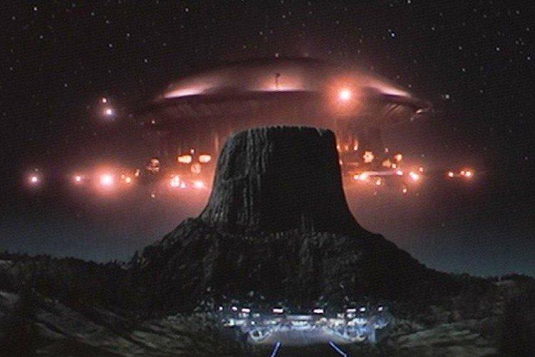 Близкие контакты третьей степени - Лучшие фильмы про инопланетян и пришельцев