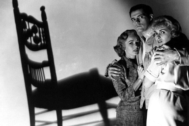 Психо - Лучшие фильмы про маньяков