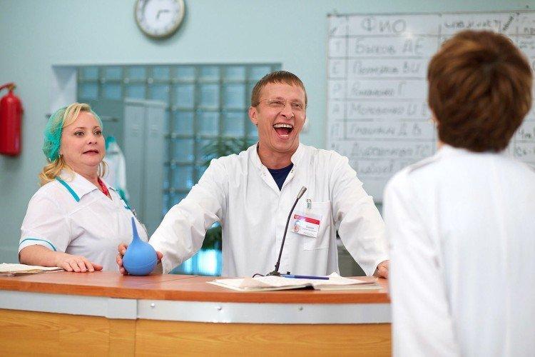 Интерны - Лучшие российские комедийные сериалы