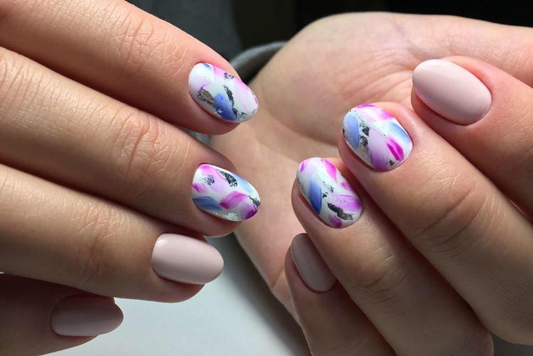 Геометрия, точки и мазки - Модный маникюр 2020