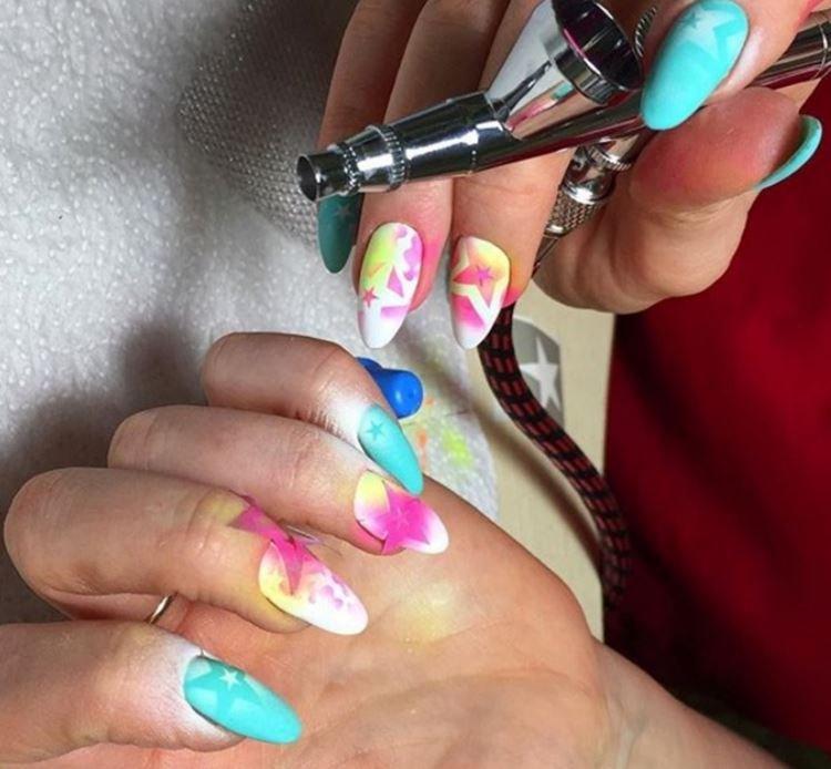 Градиент - Модный маникюр 2020