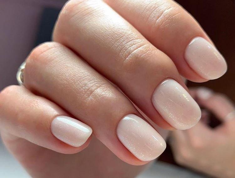 Нюдовый маникюр 2020 - Модные тенденции