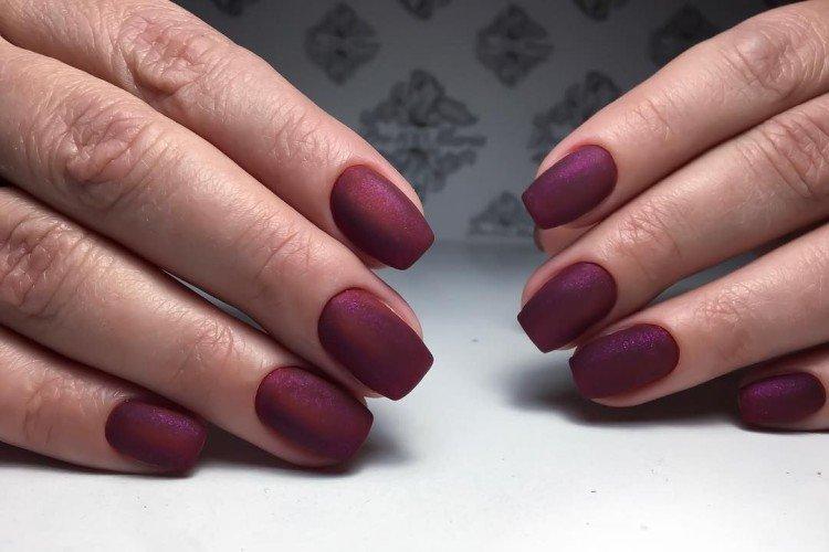 Матовый маникюр 2021