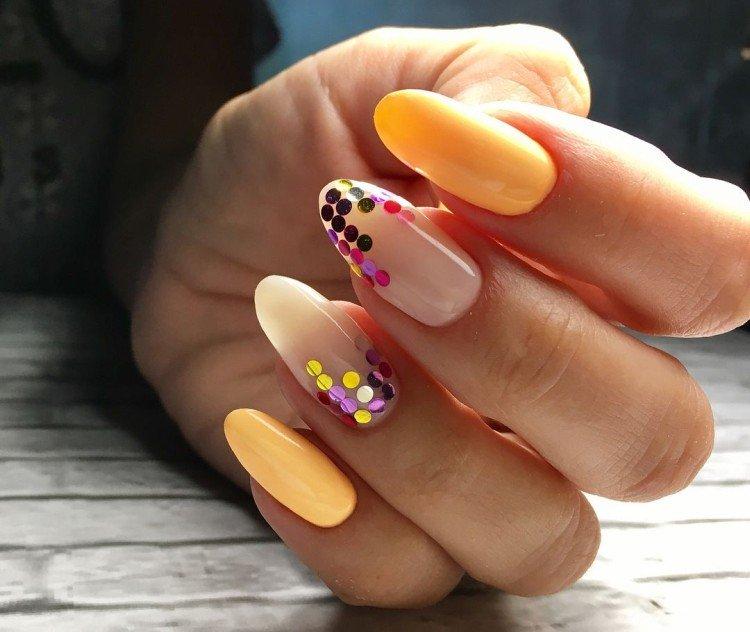 Конфетти - Маникюр 2021