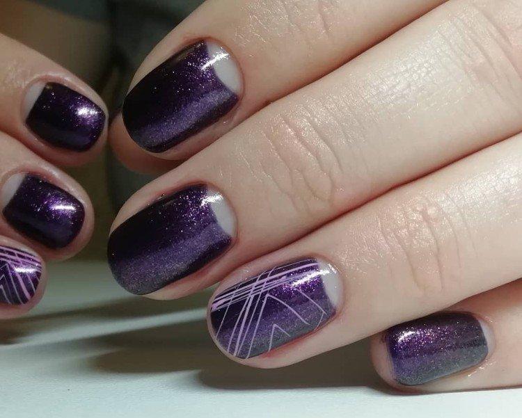 Лунный маникюр 2021