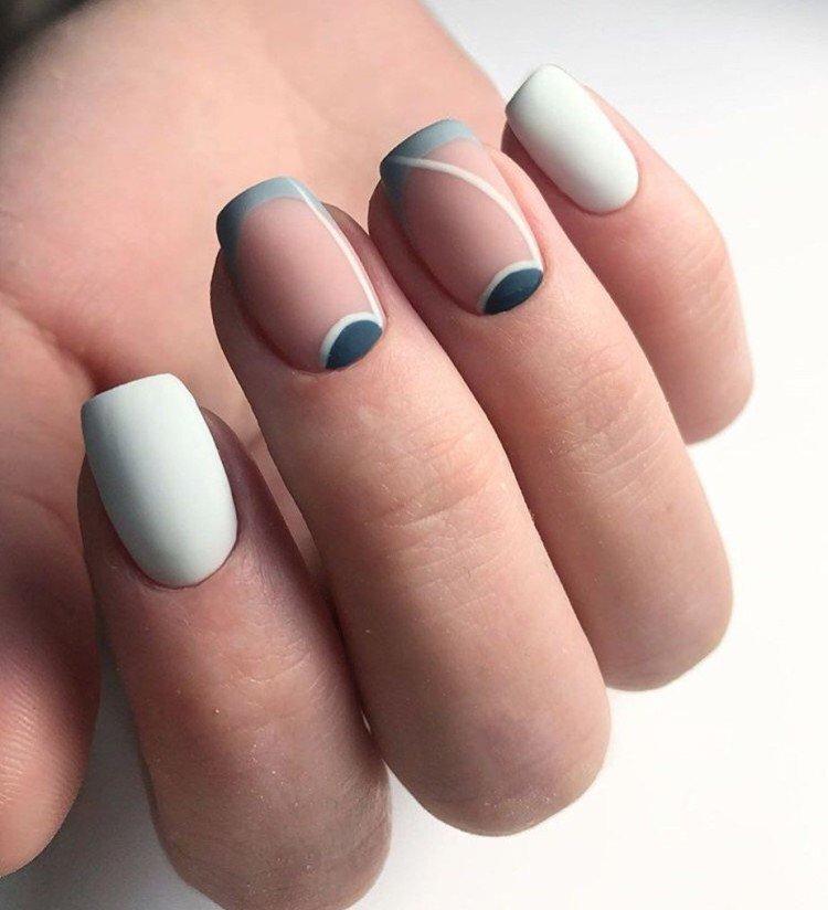 Лунный маникюр 2021